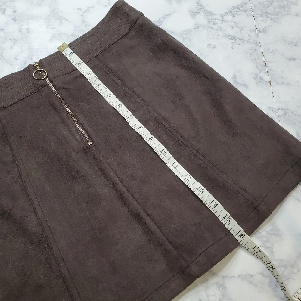 LOVE‎ Riche Mini Skirt Womens Small Charcoal Brown Microsuede Western Embroidery